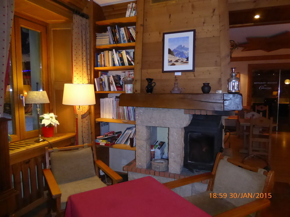 Hotel Restaurant La Couronne Chamonix Mont Blanc Exterior foto