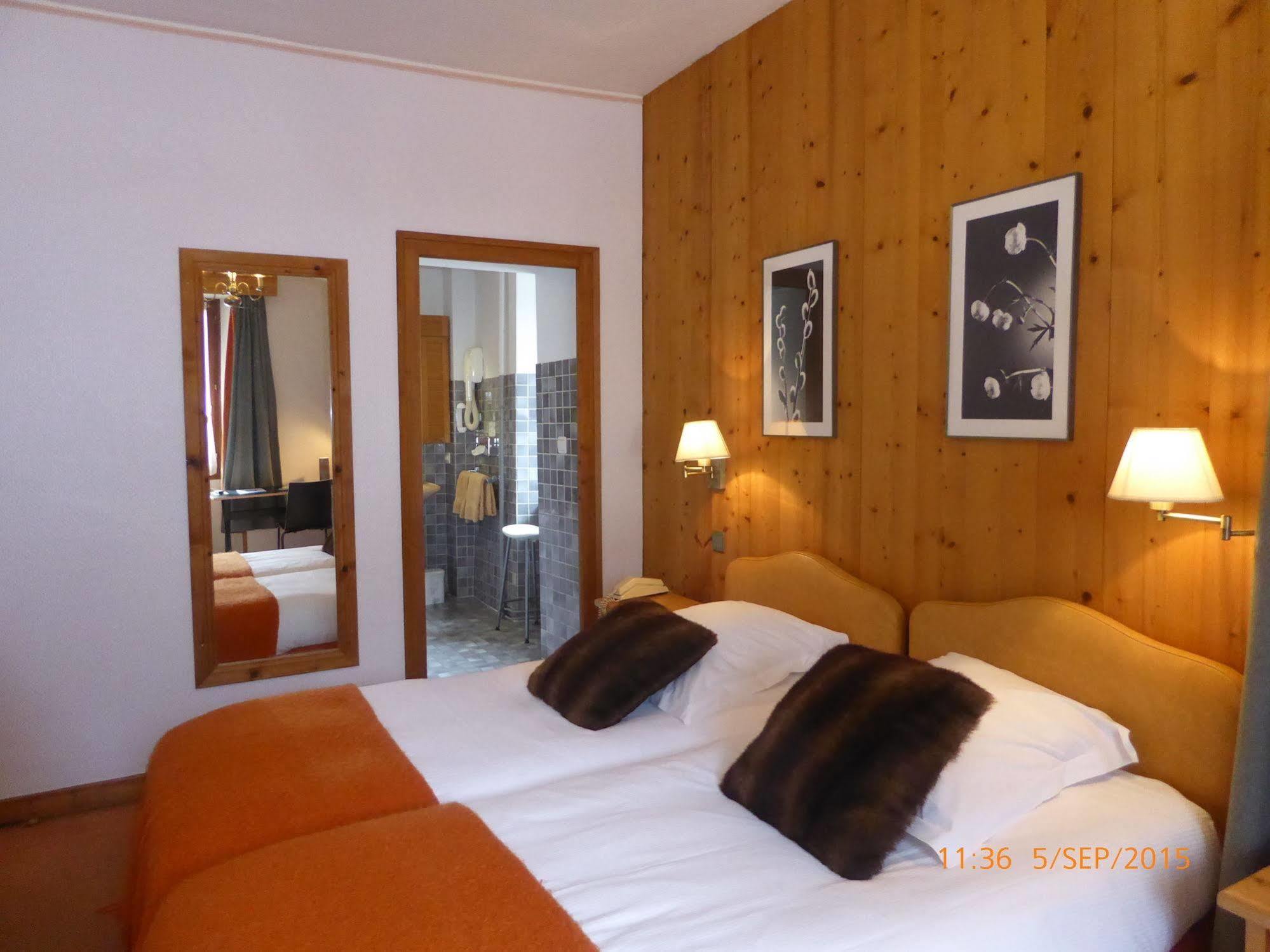 Hotel Restaurant La Couronne Chamonix Mont Blanc Exterior foto