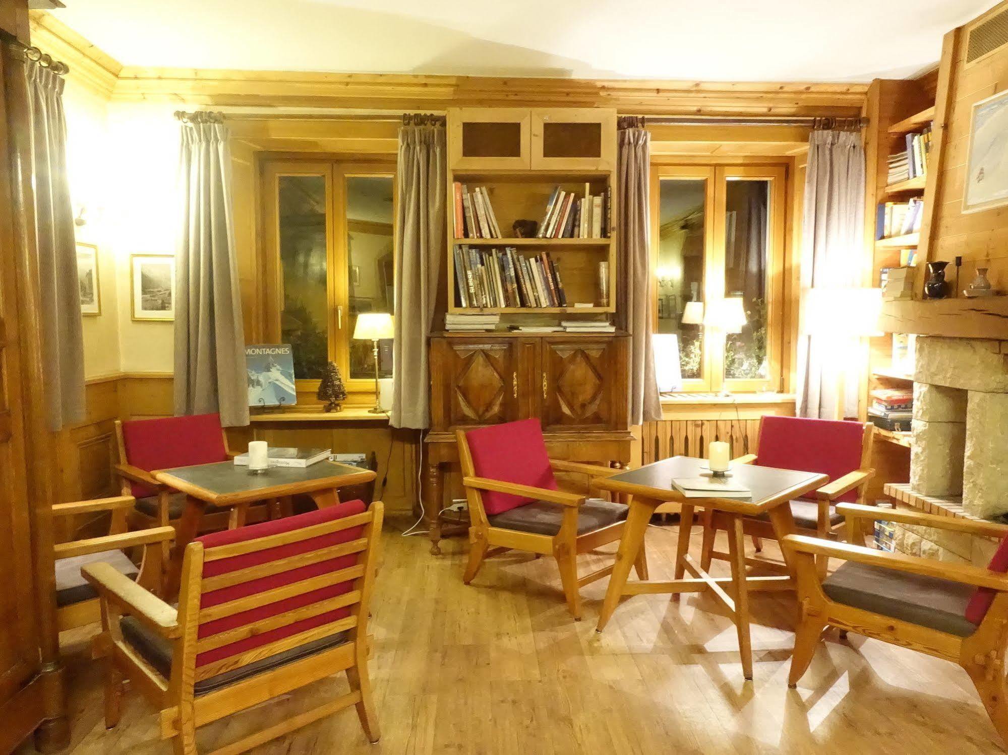 Hotel Restaurant La Couronne Chamonix Mont Blanc Exterior foto
